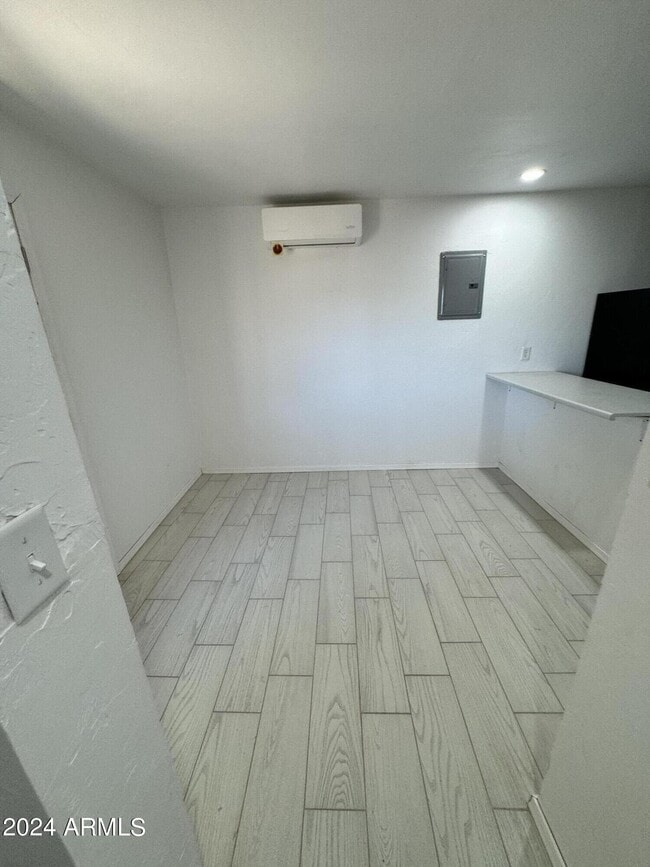 Foto del edificio - 1244 F Ave