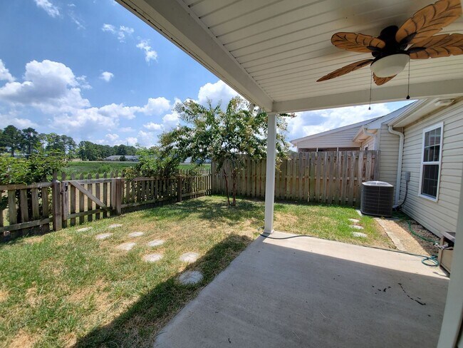 Building Photo - 198 Buckhaven Way