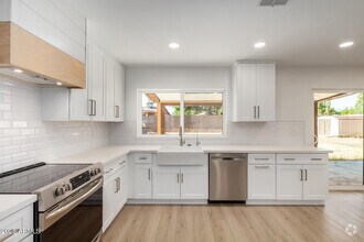 Building Photo - 5038 E Winchcomb Dr