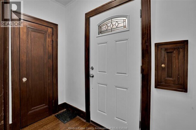 Building Photo - 2159 Pelissier St