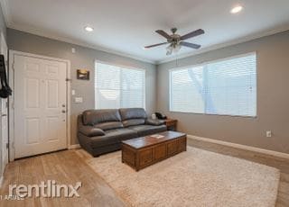 Building Photo - 6490 N Tierra De Las Catalinas