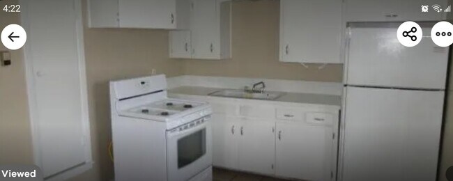 kitchen - 210 Marston Ave