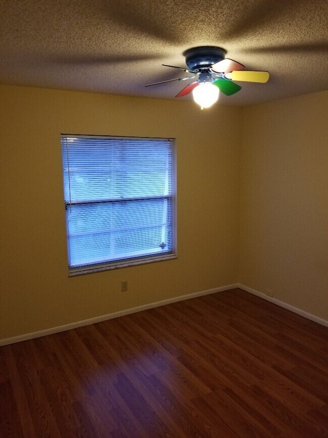 Foto del edificio - 7601 Benji Ridge Trail, Four Corners, FL 3...