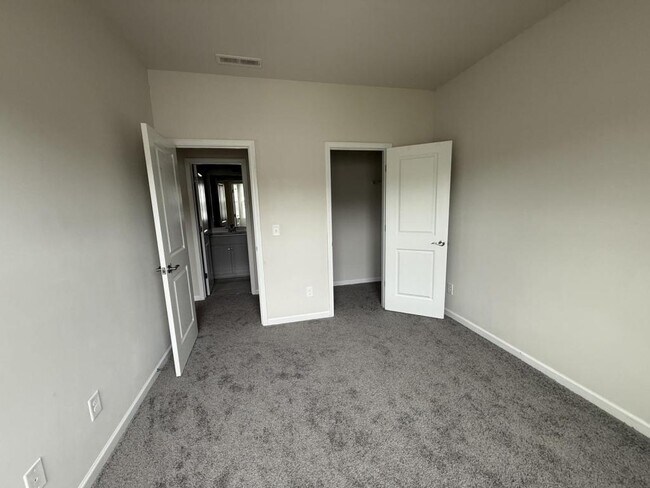 Foto del edificio - 9154 Widden Wy