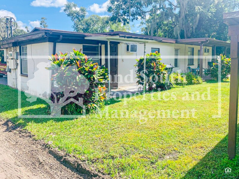 Foto principal - 1030 Lakewood Ct
