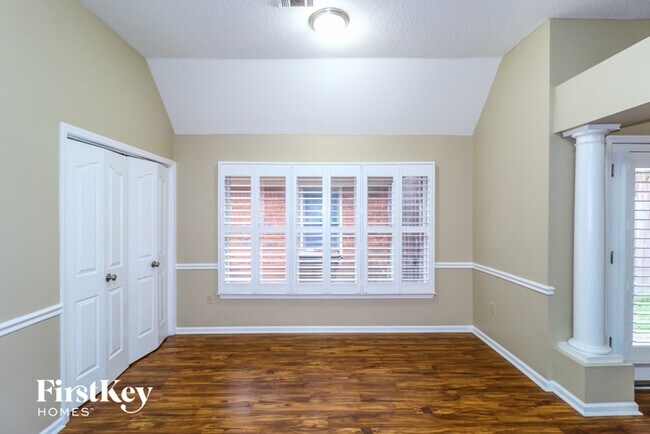 Building Photo - 1529 Appling Wood Cove S