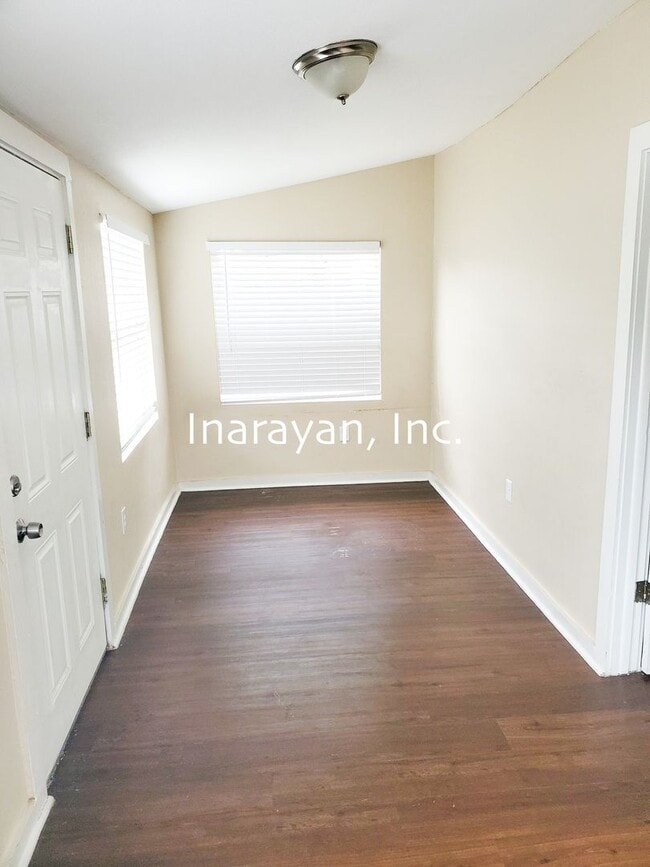 Photo - Cute 2/1 home with Florida room