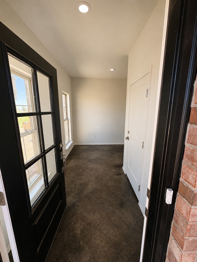 Building Photo - 10301 Stone Meadow Dr