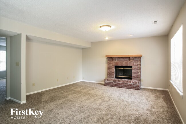 Building Photo - 9017 Lighthorse Dr