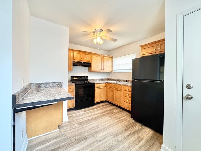 Foto del edificio - Updated 3 bedroom home convenient to 29