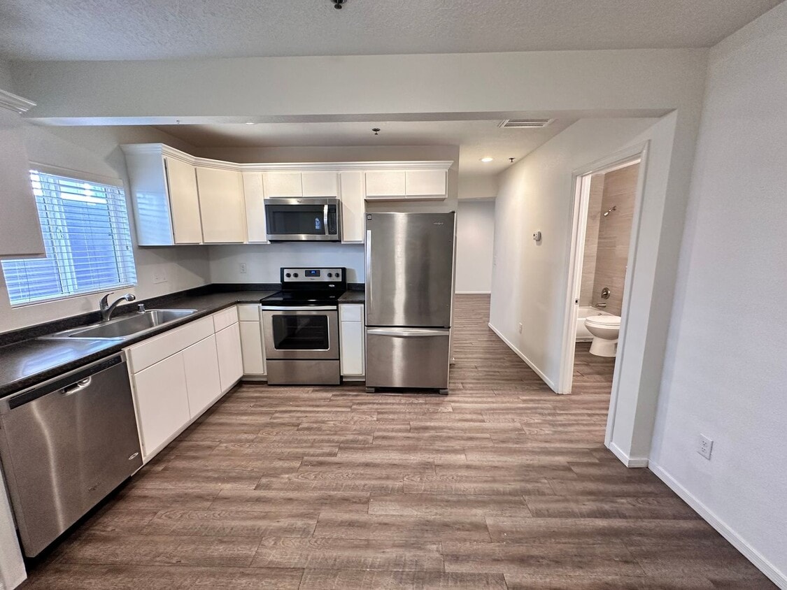 Foto principal - 1808-1810 Gold Ave SE