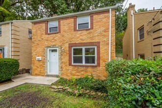 Building Photo - 1569 Chelton Ave