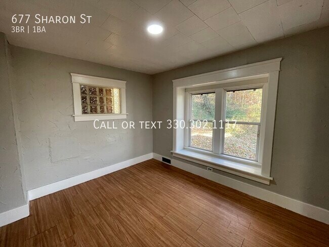 Foto del edificio - Three bedroom one bathroom home for rent