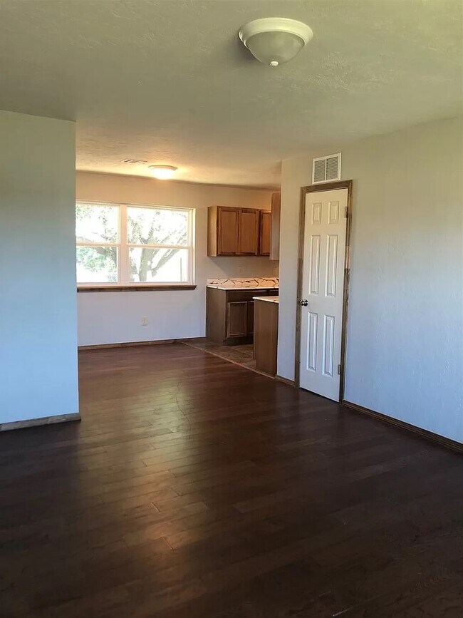 Foto del edificio - 6018 SW Brookline Ave