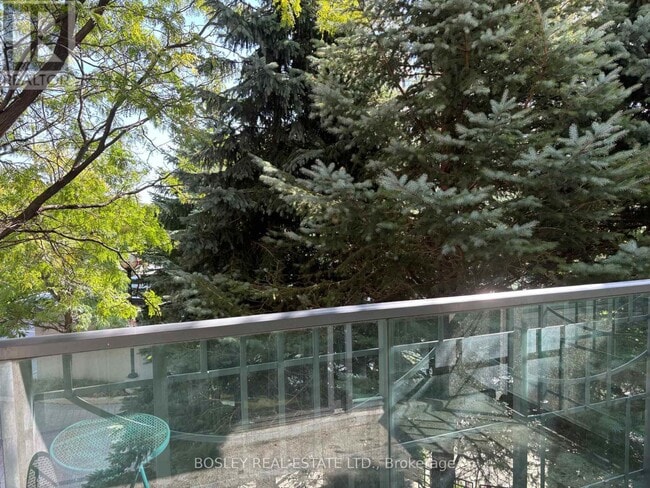 Building Photo - 38 Fontenay Ct