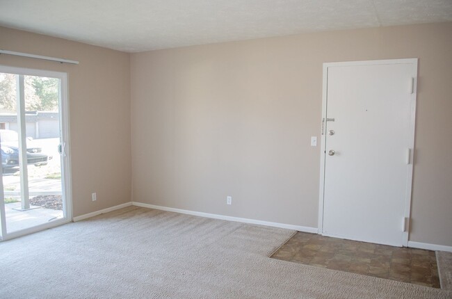 Foto del interior - Spring Acres Apartments