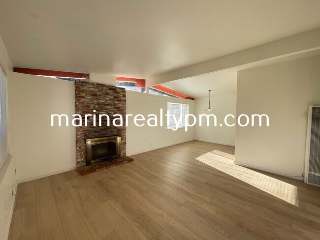 Foto del edificio - Vallejo 3BR/1BA Single-Family Home with Garage & Large Backyard