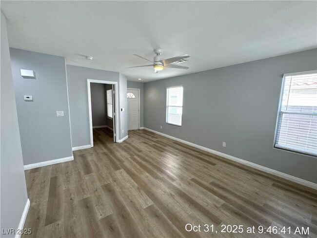 Foto del edificio - 10006 Mardagen St