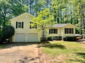 Building Photo - 3110 Skyridge Ct