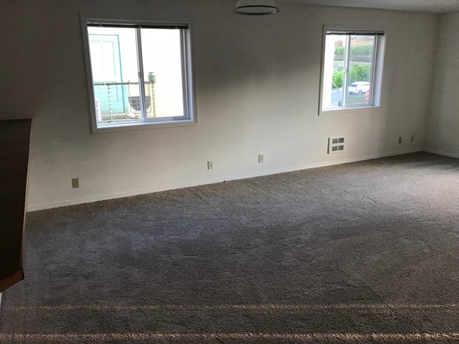 Foto del edificio - 12910 E Marginal Way S