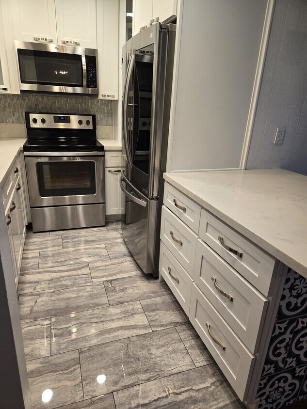 Foto principal - 6406 Friars Rd