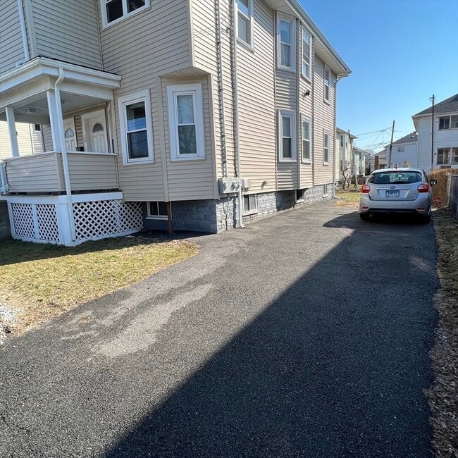 Building Photo - 18-20 Fleming St