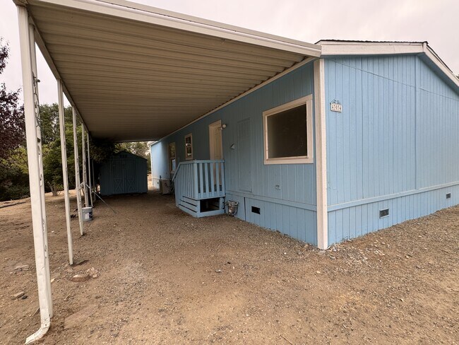 Building Photo - 43034 Knickerbocker Rd