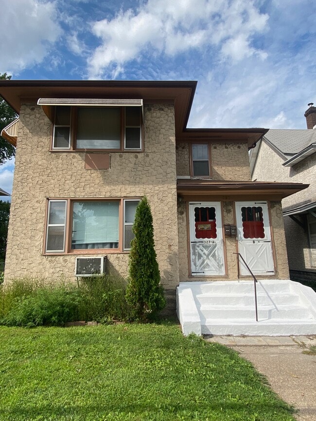 Building Photo - 327 Front Ave