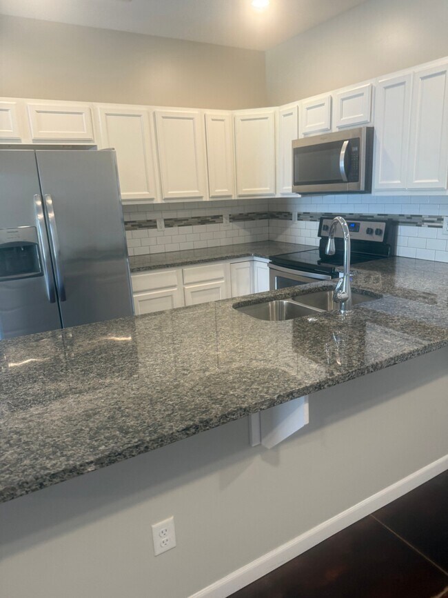 Foto del edificio - 614 N Grandstone St