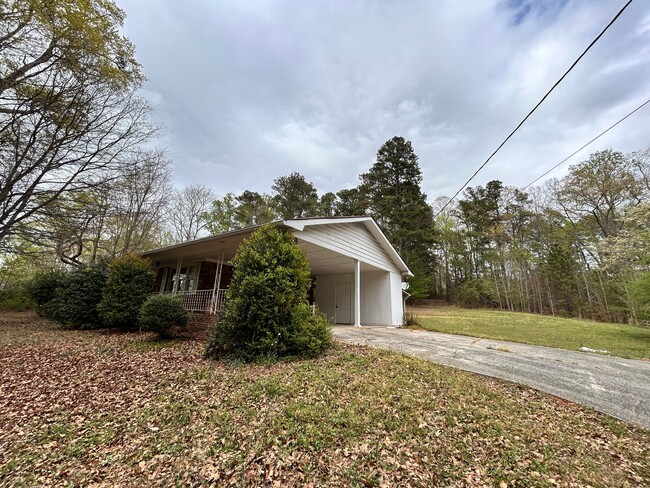 Photo - 5007 Spring Hill Dr House