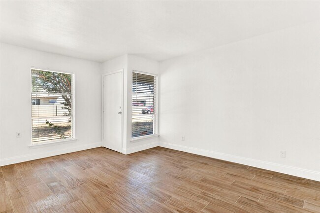 Foto del edificio - 316 Hilltop Ave