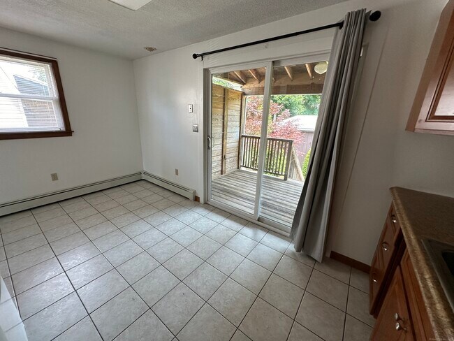 Foto del edificio - 48 Claremont Ave