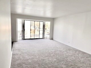 Building Photo - 2800 Mitchell Dr