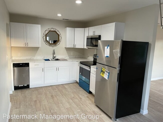 Building Photo - 3 br, 2 bath House - 530 A Lane
