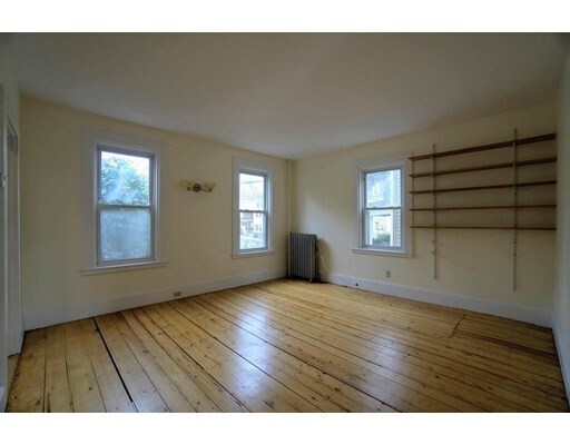 Building Photo - 131 Carolina Ave