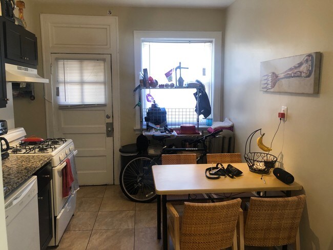 Building Photo - 4821 N Springfield Ave