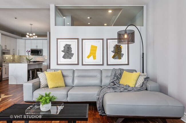 Foto del edificio - 212 W Washington St