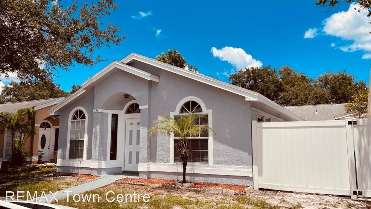Primary Photo - 3 br, 2 bath House - 124 Deer Song Dr