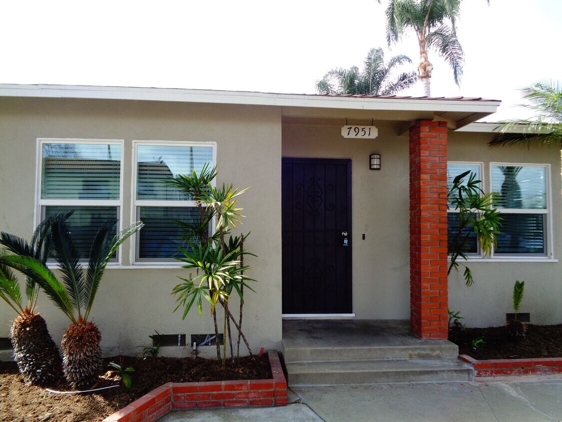 Foto principal - 2 Bedroom 1 Bath Ground Floor Apartment fo...
