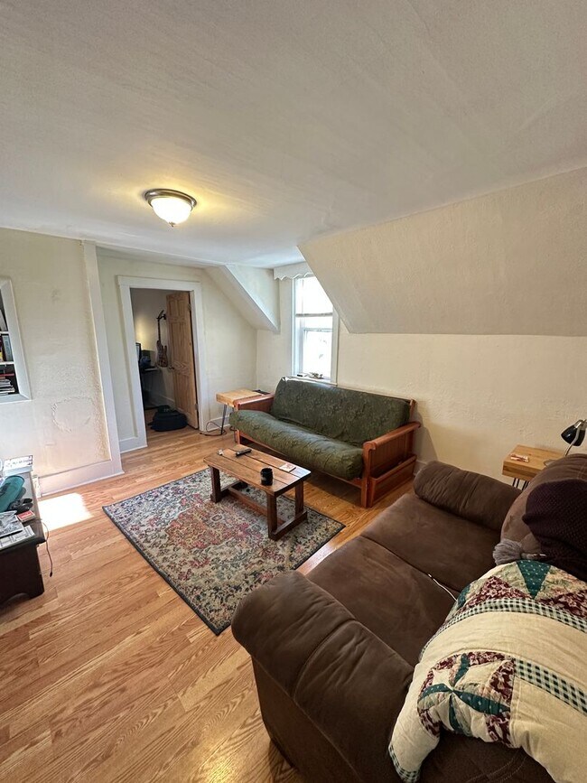 Building Photo - 38 Crosby St