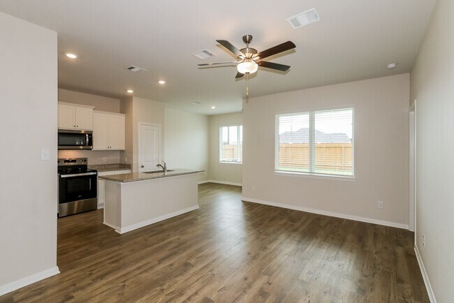 Building Photo - 7618 Tipton Meadow Way