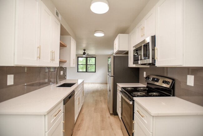 Foto del edificio - Farragut Flats