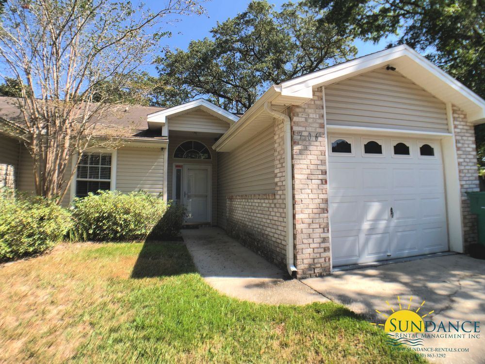 Foto principal - 706 Viola Dr