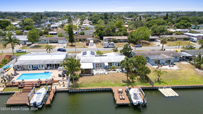 Building Photo - 200 Tiki Dr