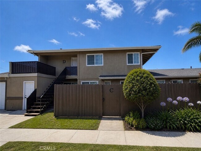 Building Photo - 17102 Emerald Ln