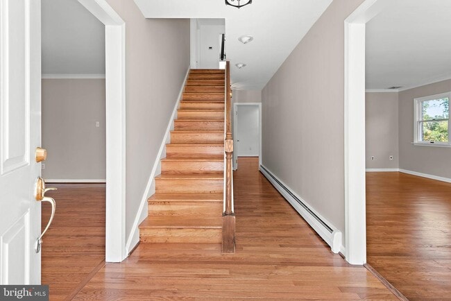 Building Photo - 31 Deer Run Ln