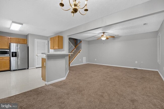 Building Photo - 47949 Piney Orchard St