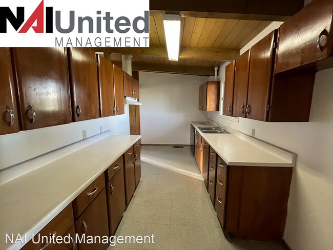 Foto del edificio - 3 br, 1 bath House - 6110 Doolittle