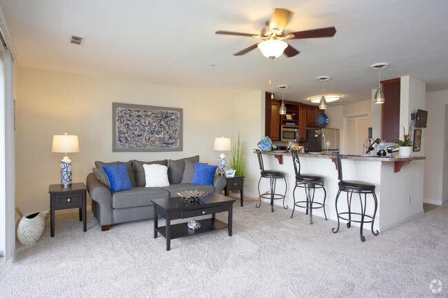 2HAB, 2BA - 1,216 ft² - CHESAPEAKE - Mill Creek Landing Apartments