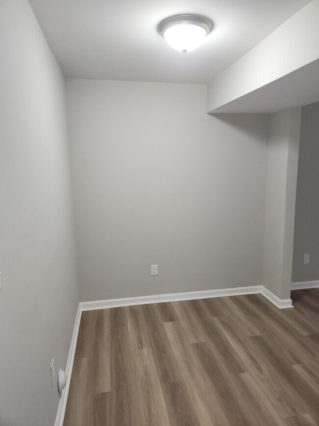 Foto del edificio - Stylish Two-Bedroom Townhouse Available Now!